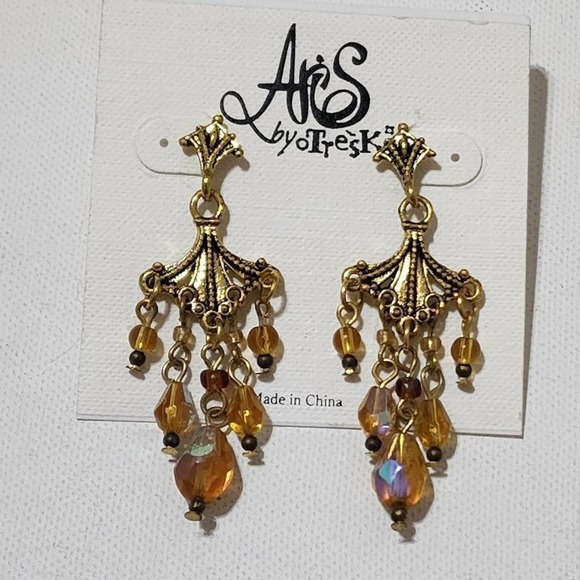 TRESKA beaded dangle chandelier earrings new!!! - Picture 1 of 3